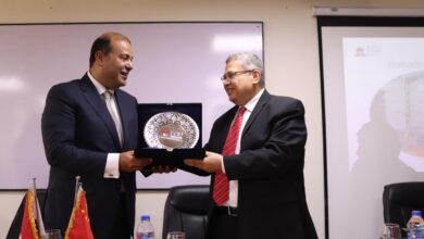 Photo of “الشيحى” يفتتح ندوة  “التكنولوجيا والابتكار بين النظرية والتطبيق” بالجامعة المصرية الصينية