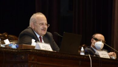 Photo of مجلس جامعة القاهرة برئاسة د. الخشت يقرر..تخفيض المصروفات الدراسية بنسبة 25% لمن يساهم في محو أمية 10 مواطنين