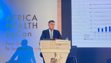 Photo of خلال مشاركته في معرض صحة إفريقيا.. رئيس جامعة عين شمس يؤكد: أدخلنا زراعة الكبد في مصر منذ عشرين عاماً بأيادي مصرية 100%