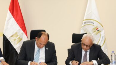 Photo of وزير التربية والتعليم ورئيس جامعة حلوان يوقعان برتوكول تعاون لتقديم “الدبلومة المهنية للقيادة التربوية والأمن القومي” للكوادر المختارة ضمن المبادرة الرئاسية (١٠٠٠ مدير مدرسة)