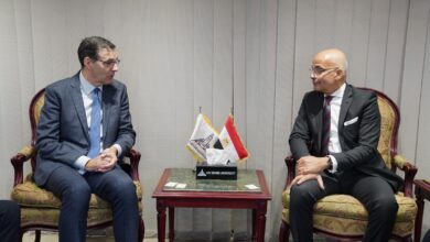 Photo of رئيس جامعة عين شمس يستقبل نائب رئيس جامعة إيست أنجليا البريطانية لبحث تعزيز التعاون المشترك