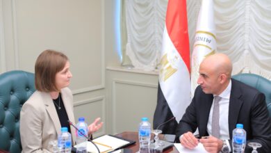 Photo of وزير التربية والتعليم يبحث مع ممثلي هيئة “بيرسون” تعزيز سبل الاستفادة من خبرات الهيئة في تقييم الطلاب والتنمية المهنية للمعلمين