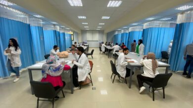 Photo of طلاب طب الدلتا يؤدون امتحانات الباطنه تحت إشراف نخبه من أساتذة الطب بالجامعات