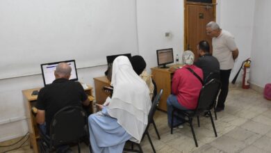 Photo of طلاب المرحلة الأولى يشغلون اماكن الطب والأسنان والعلاج الطبيعى و الصيدله والهندسه والاقتصاد والالسن