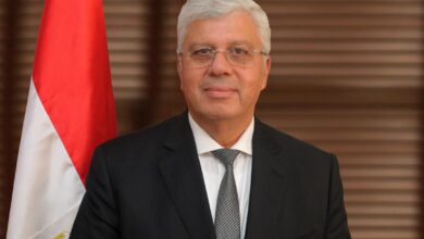Photo of وزير التعليم العالي يعلن صدور قرارات جمهورية بتعيين قيادات جامعية جديدة