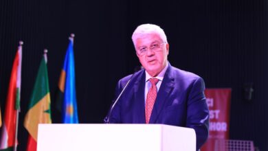 Photo of وزير التعليم العالي يشهد حفل تخرج الدفعة (19) من جامعة سنجور بالإسكندرية بحضور نخبة من القيادات الدولية والأكاديمية