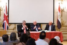 Photo of وزير التعليم العالي يشارك في مؤتمر “Going Global” بلندن ويجتمع مع الطلاب المصريين الدارسين بالمملكة المتحدة ومسؤولي شركة “Pearson”