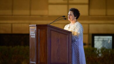 Photo of الجامعة الأمريكية بالقاهرة تؤسس أول كرسي أستاذية في علم المصريات في الشرق الأوسط وأفريقيا