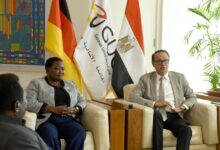 Photo of ” منصور ” و”حجازى “يستقبلان رئيسة وزراء أوغندا لزيارة الجامعة الألمانية في القاهرة وبحث آفاق التعاون الأكاديمي