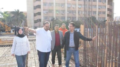 Photo of رئيس جامعة بنها يتفقد انشاء مبنى المدرجات الجديد بكفر سعد