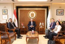 Photo of وزير التعليم العالي يبحث تعزيز التعاون الأكاديمي والعلمي مع المجلس الثقافي البريطاني