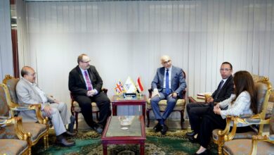 Photo of رئيس جامعة عين شمس يستقبل وفد مجمّع الجامعات الكندية وجامعة انجليا راسكن البريطانية لبحث تعزيز التعاون الدولي