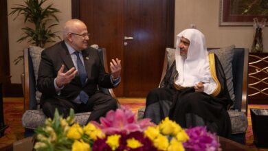Photo of د. الخشت يلتقى  مع الشيخ العيسي أمين عام رابطة العالم الإسلامي بمكة المكرمة بعد تدشين منصة “منهاج” العالمية
