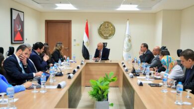 Photo of وزير التربية والتعليم يستقبل وفد غرفة التجارة الأمريكية لبحث سبل تعزيز التعاون لجذب الاستثمارات في قطاع التعليم قبل الجامعي والتعليم الفني