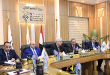 Photo of وزير التعليم العالي فى اجتماع المجلس الأعلى للمعاهد العالية الخاصة بمجمع المعاهد العليا ببني سويف  • أهمية التطوير المستمر للمعاهد لمواكبة المتغيرات العالمية • إدخال التخصصات البينية الحديثة ورفع جودة الخريجين على رأس أولويات الوزارة • استكمال الاستعدادات الأكاديمية والإدارية لامتحانات الفصل الدراسي الأول