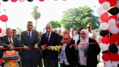 Photo of وزير التربية والتعليم ومحافظ أسوان يفتتحان مشروع الصيانة الشاملة لرفع كفاءة وتطوير مدرسة أحمد أبا زيد الرسمية للغات