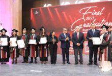 Photo of وزير التعليم العالي ومحافظ الدقهلية يشهدان حفل تخريج أول دفعة من خريجي جامعة المنصورة الجديدة الأهلية