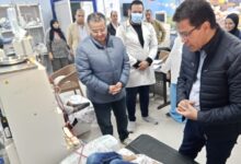 Photo of فى جولة مفاجئة : رئيس جامعة بنها يحيل إثنين من الأطباء بالمستشفى الجامعى للتحقيق ويقرر صرف مكافأة لأطقم التمريض