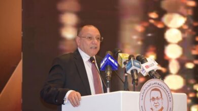 Photo of بحضور ثمانية من القيادات الأكاديمية لكليات الطب بإقليم الدلتا.. طلاب الدفعة الثالثة لطب الدلتا تتفوق فى مناقشة المشروع البحثى للتخرج