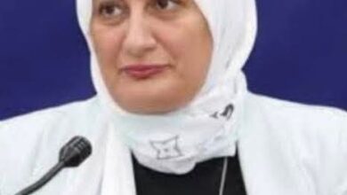 Photo of عبد الصادق يقرر تعيين الدكتوره وسام نصر قائما بأعمال عمادة الاعلام