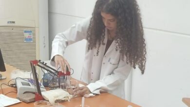 Photo of طلاب طب القاهرة الاهليه يؤدون التدريب العملى بطب قصر العينى استعدادا للامتحانات