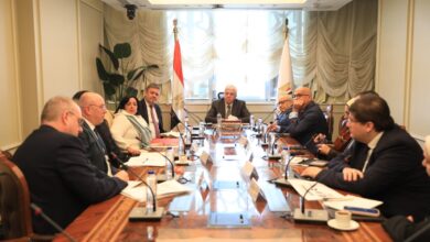 Photo of وزير التعليم العالي يبحث سبل تعزيز التعاون مع وفد جامعة إكستر البريطانية