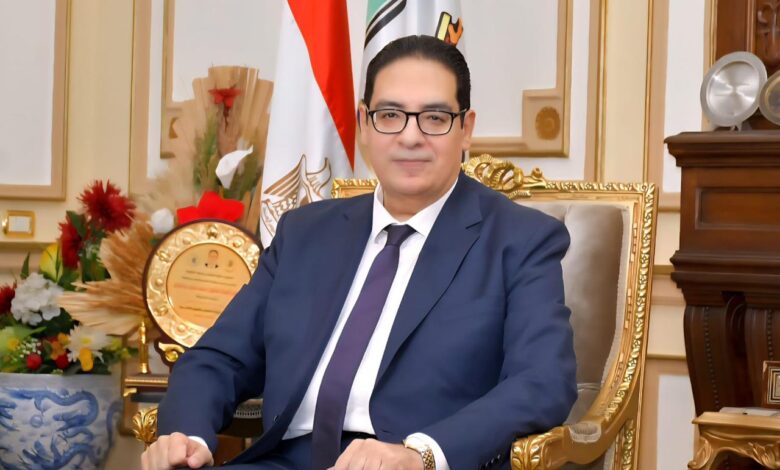 Photo of عقوبات صارمه ضد الغشاشين بتبادل الاجابات عبر وسائل التواصل الاجتماعى باهلية القاهرة