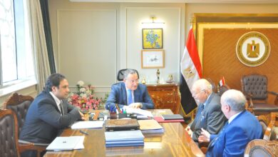 Photo of وزير التعليم العالي يبحث إنشاء فرع لجامعة إسبانية في مصر