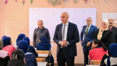 Photo of جولة مفاجئة لوزير التربية والتعليم بمحافظة الغربية لمتابعة انضباط سير العملية التعليمية ونسب حضور الطلاب والاختبارات الشهرية