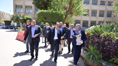 Photo of رئيس جامعة القاهرة في جولة مفاجئة داخل الحرم الجامعي لمتابعة ترشيد استهلاك الطاقة وتعظيم الاستفادة من الأصول وتحسين الخدمات المقدمة