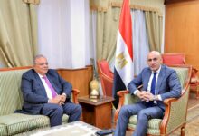 Photo of وزير التربية والتعليم يبحث مع رئيس المجلس القومي لحقوق الإنسان سبل تعزيز مفاهيم ومبادئ حقوق الإنسان داخل المنظومة التعليمية