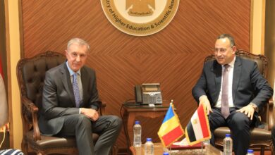 Photo of وزير التعليم العالي يبحث سبل تعزيز التعاون مع أمير رومانيا