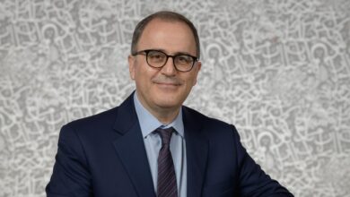 Photo of مجلس أوصياء الجامعة الأمريكية بالقاهرةيجدد الثقة في قيادة الرئيس دلّال لفترة رئاسة ثانية للجامعة