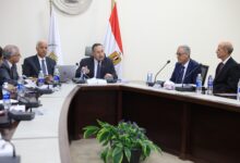 Photo of وزير التعليم العالي يترأس اجتماع مجلس إدارة هيئة دعم وتطوير الجامعات لدراسة عروض الاستثمار فى التعليم العالى