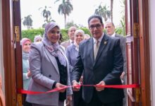 Photo of جامعة القاهرة تواصل تطوير بنيتها التعليمية .. ورئيس الجامعة يفتتح مدرج «والي» بكلية العلوم بعد تطويره الشامل