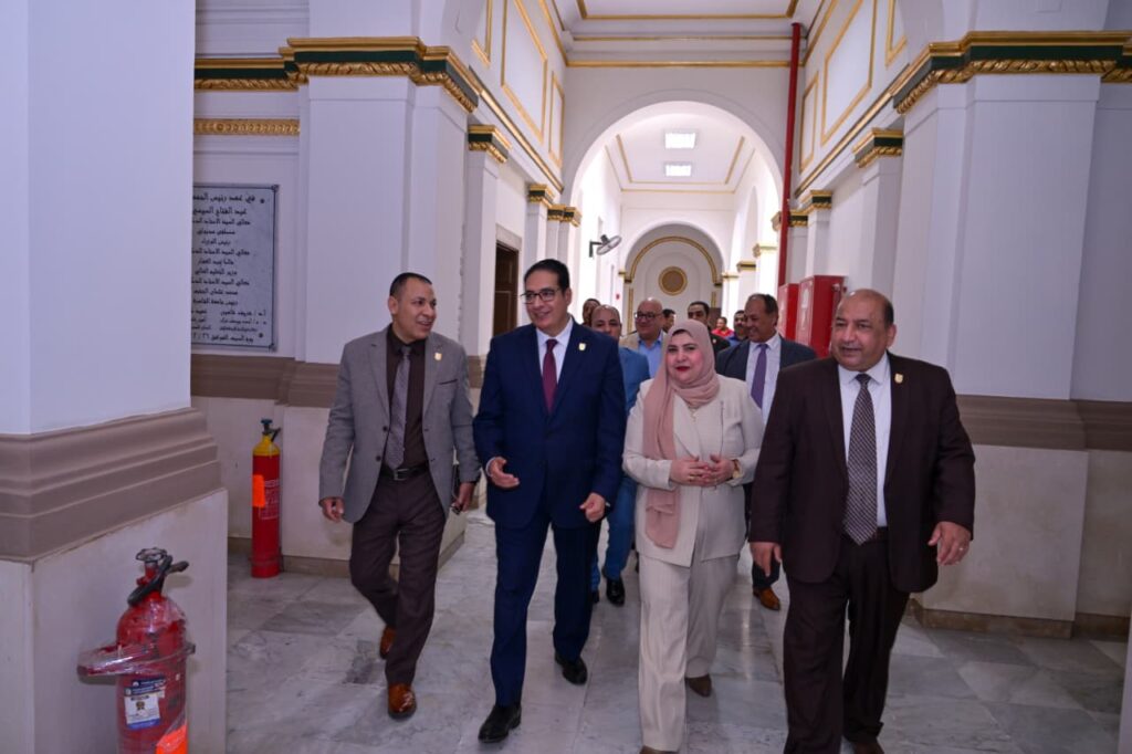 وسط