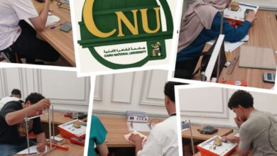 Photo of طلاب كلية العلوم بجامعة القاهرة الأهلية يؤدون الامتحانات العملية داخل المعامل المتخصصة بالجامعه