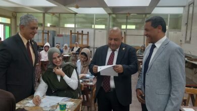 Photo of قيادات جامعة القاهرة تواصل الجولات التفقدية لمتابعة امتحانات نهاية الفصل الدراسي الثاني لمرحلتي البكالوريوس والدراسات العليا