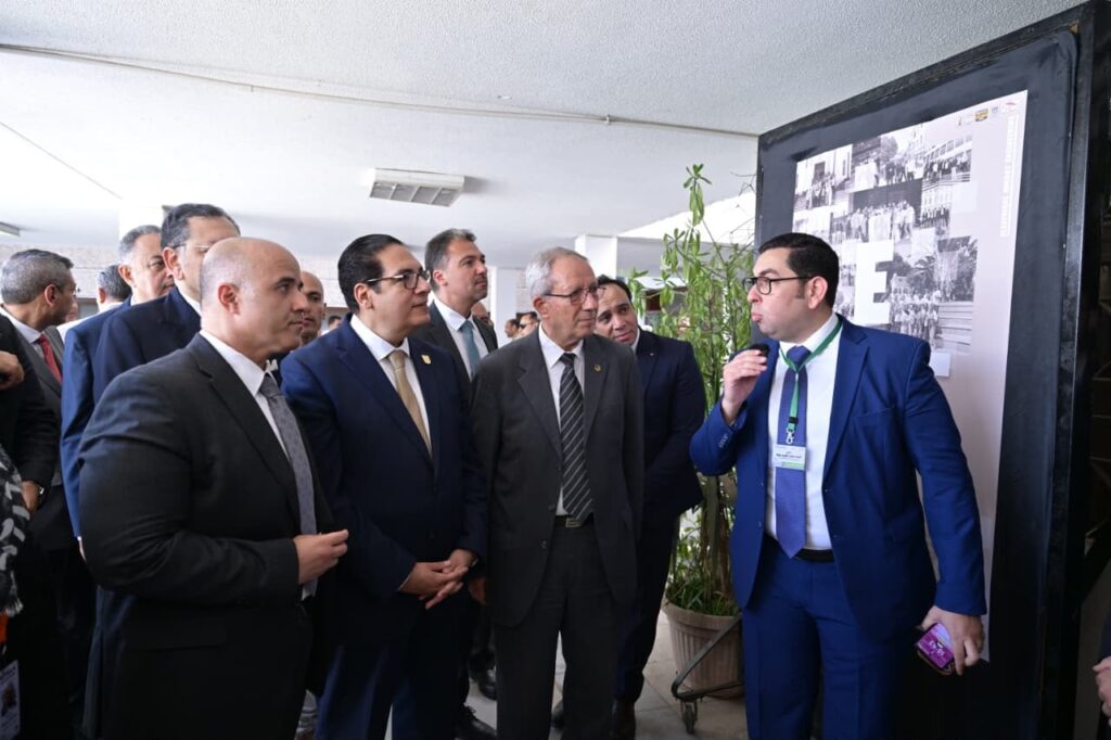 وسط