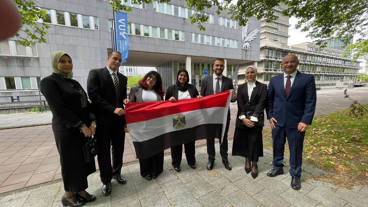 وسط
