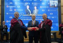 Photo of الجامعة المصرية اليابانية تحتفل بتنصيب الأستاذ الدكتور أحمد الصباغ رئيسًا للجامعة