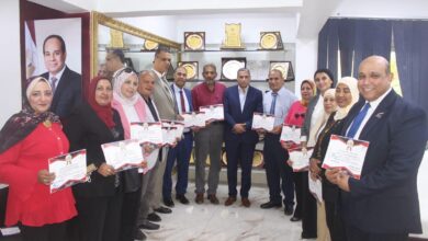 Photo of مدير “تعليم الجيزة” يُكرم المساهمين في إنجاح المبادرة الرئاسية “عيون أطفالنا… مستقبلنا” بعد تقديم الخدمة الطبية لأكثر من 10 آلاف طالب