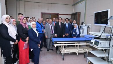 Photo of رئيس جامعة القاهرة يتابع استعدادات مستشفى الطلبه للكشف الطبي على الطلاب الجدد