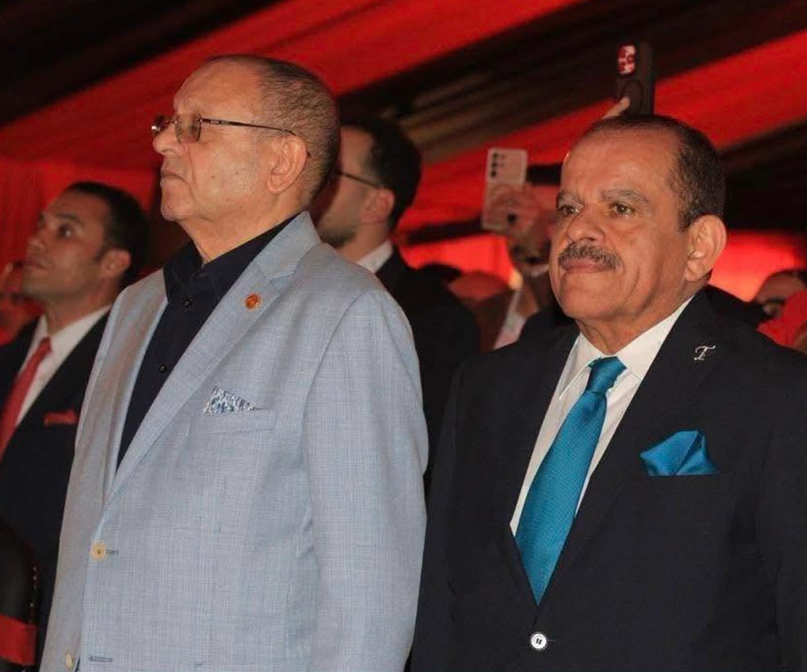 وسط