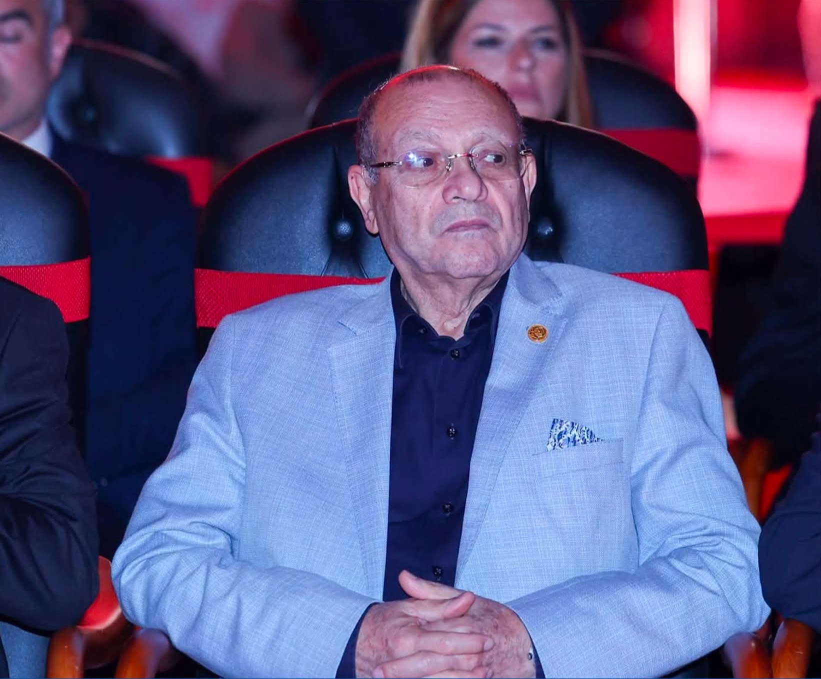 وسط