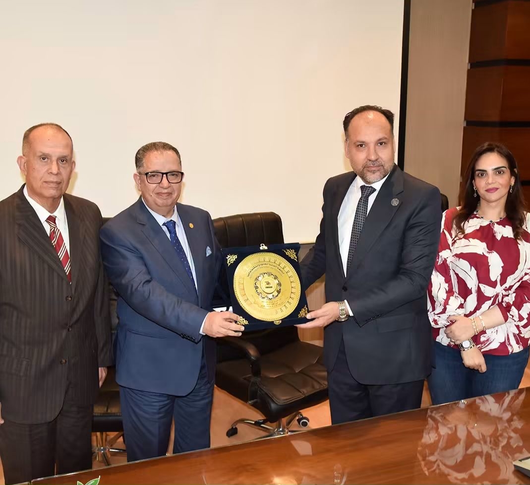 وسط