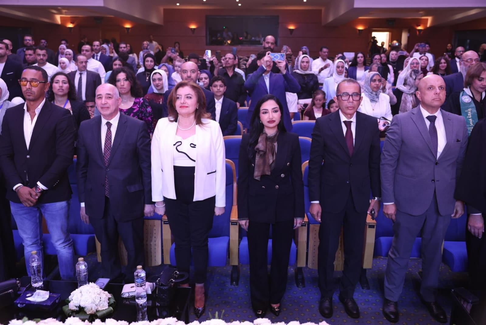 وسط