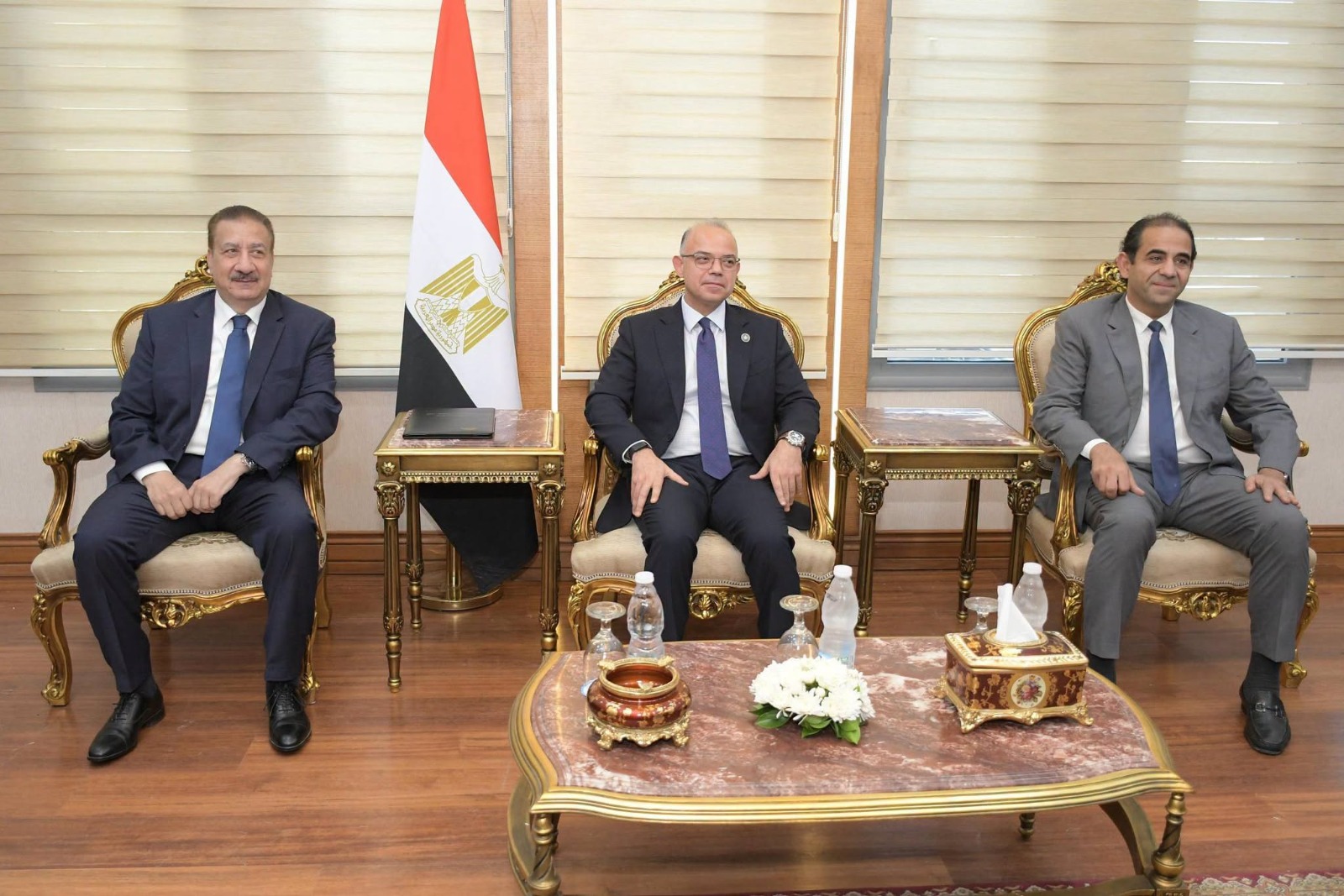 وسط