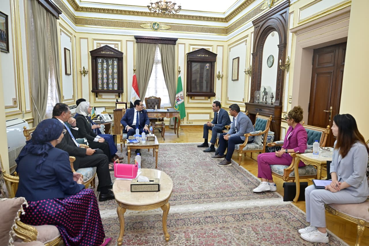 وسط
