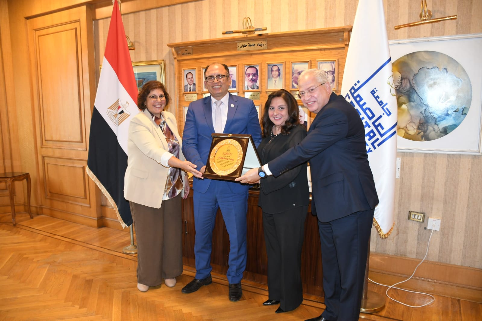وسط